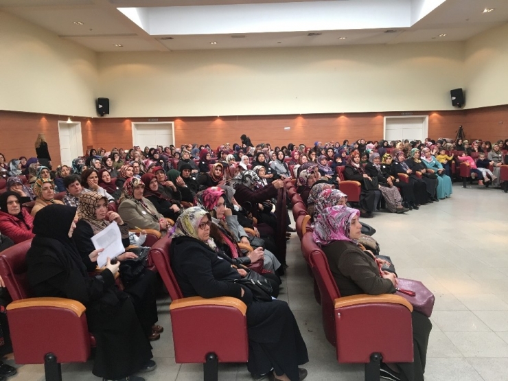 İzmit’te 133 Bin Kadına Eğitim Verilecek