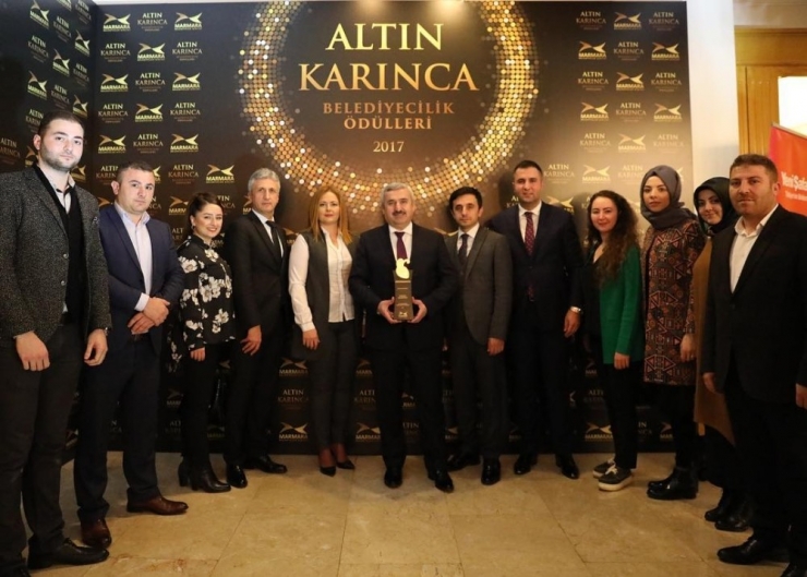 Altın Karınca’dan Körfez’e Ödül