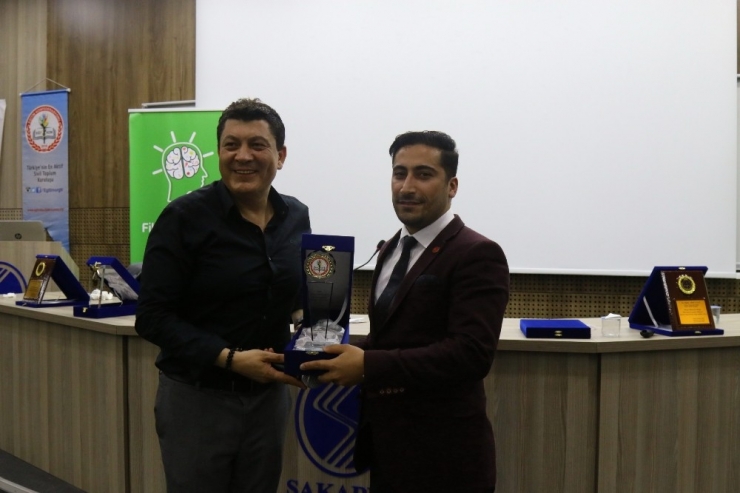 Saü’de “Davranış Bilimlerinde Yeni Yaklaşımlar” Konulu Bir Seminer Düzenlendi