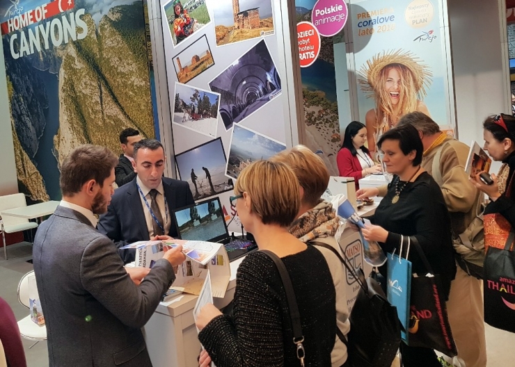 Serka, Varşova Fuarı’nda Serhat İllerini Tanıttı