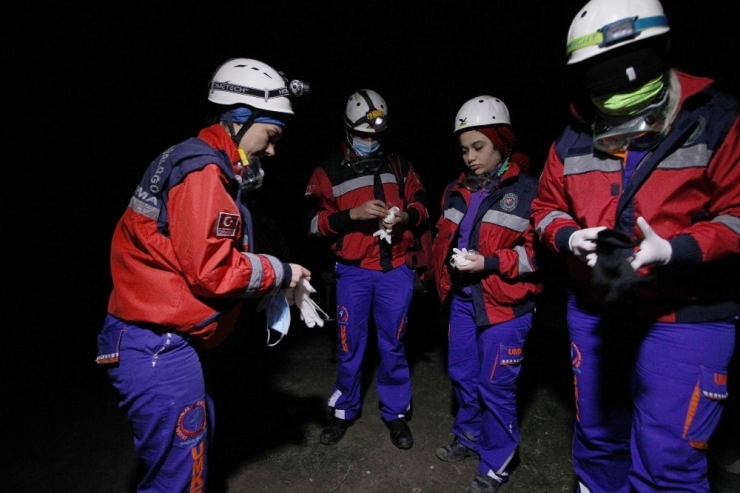 Umke Ekiplerinin Tatbikatı Gerçeğini Aratmadı