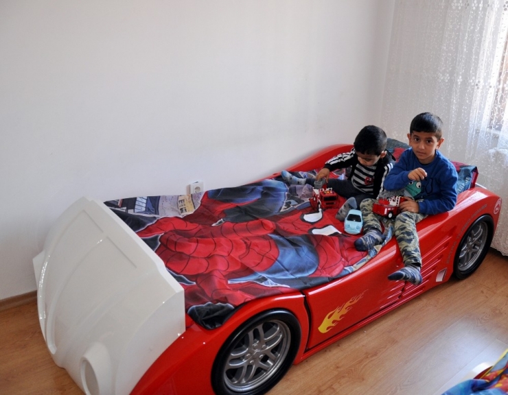 Onlar Resmini Çizdi, Vali Gerçekleştirdi