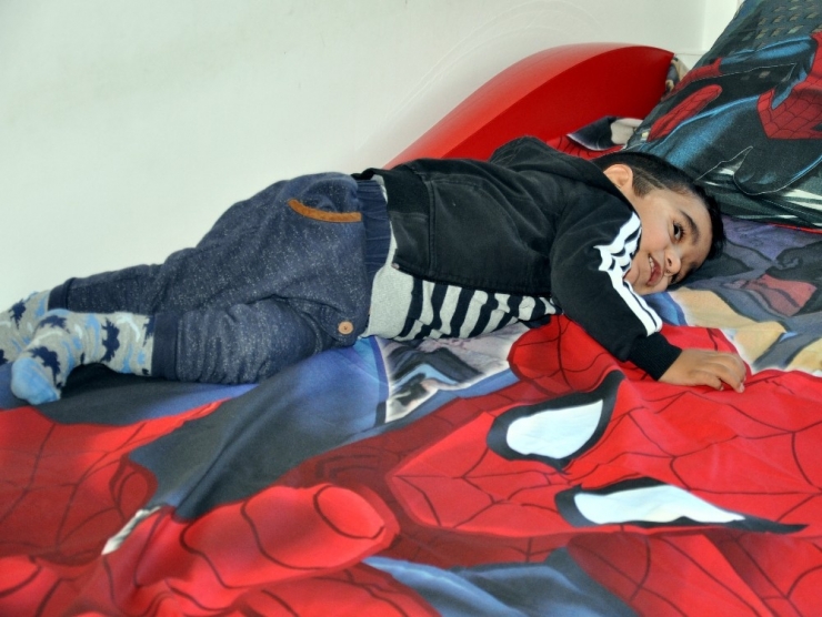 Onlar Resmini Çizdi, Vali Gerçekleştirdi