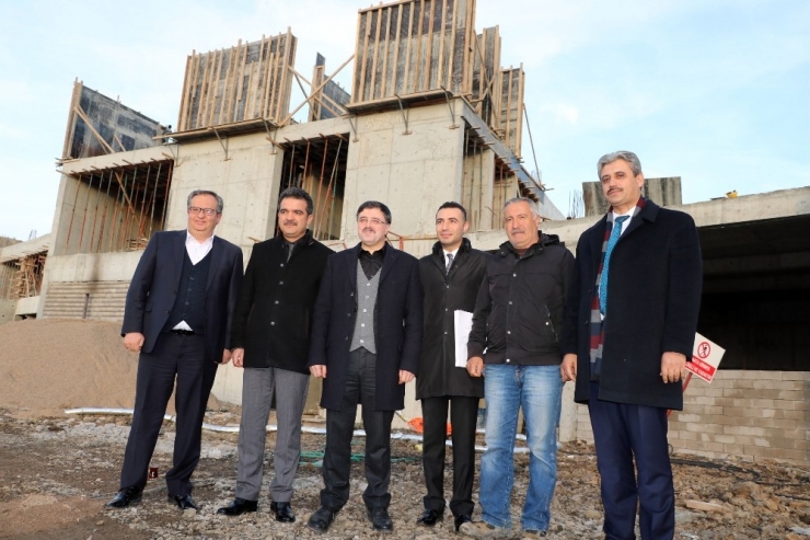 Ağız Ve Diş Sağlığı Merkezi İnşaatı Yükseliyor