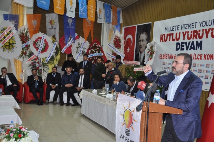 Mahir Ünal: "Bu Film, Senaryosuyla, Oyuncularıyla Oscar Ödülü Alabilir. Ama Bu Film Tutmaz"