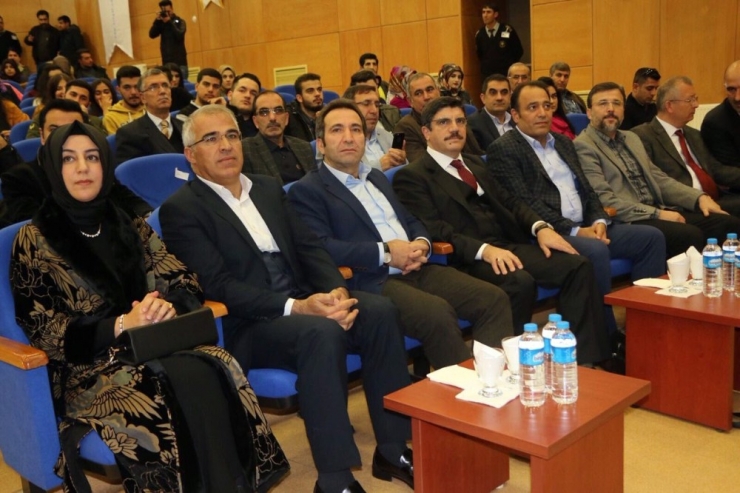 Ak Parti’li Aktay: “Avrupa Kapısına Dayandığı Zaman 100 Bin Tane Mülteci, Avrupa’nın Bütün Ayarları Şaştı Bozuldu”