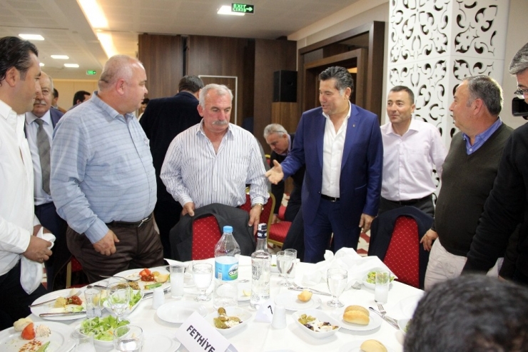 Başkan Kocadon Muğlalı Muhtarlarla Bir Araya Geldi