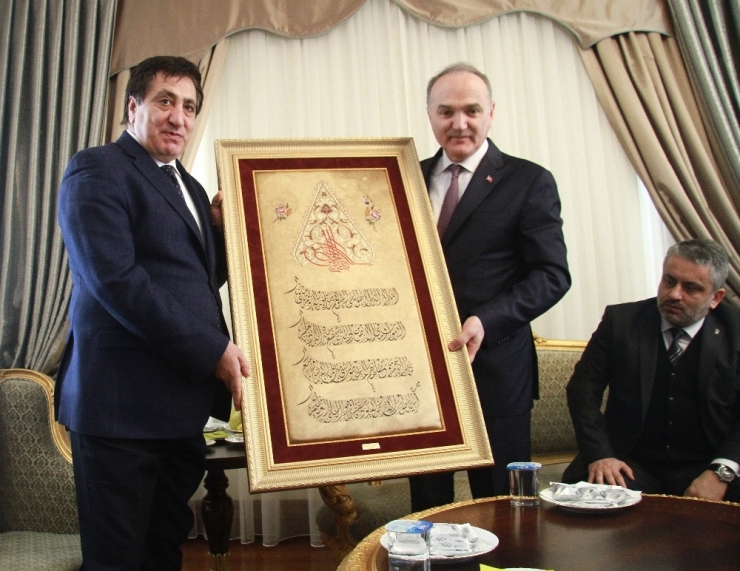 Özlü: "Bursa’da Yapılacak Olan Bütün Yatırımları Destekleyeceğiz"