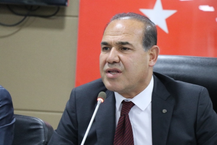 Adana Büyükşehir’de Bütçe Krizi İşçileri Vurdu