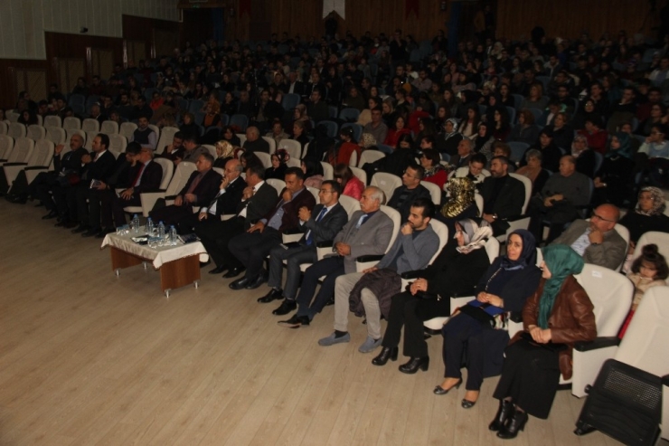 Elazığ’da Eğitimcilerden Konser