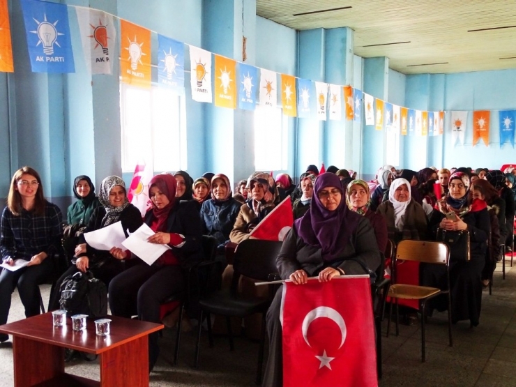 Ak Parti Hisarcık İlçe Kadın Kolları Başkanı Havva Özaydın Güven Tazeledi