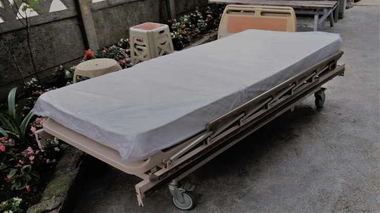 Kartepe Belediyesi 200 Hasta Yatağı Dağıttı