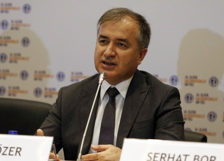 Prof. Dr. Bor: "Türkiye’de Endoskopiyi Kimlerin Yapacağının Yasal Dayanağı Yok"