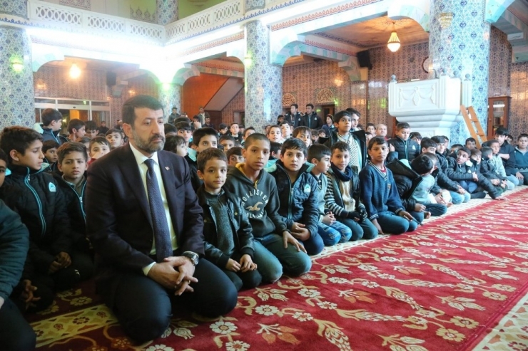 Eyyübiye Belediyesinden Gençlere ‘Peygamber Sevgisi’ Eğitimi