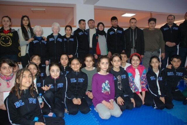 Diyarbakır Bilfen-bilnet Okulları’ndan Engellilere Destek