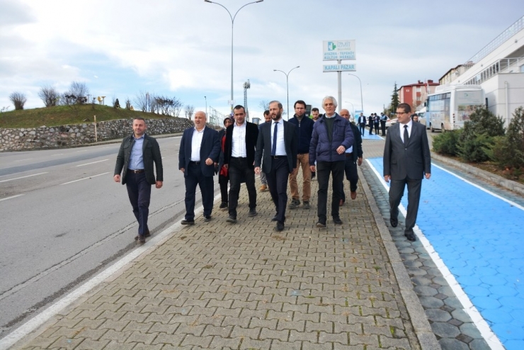 İzmit Belediyesi’nin Mahalle Gezisi Ayazma İle Devam Etti