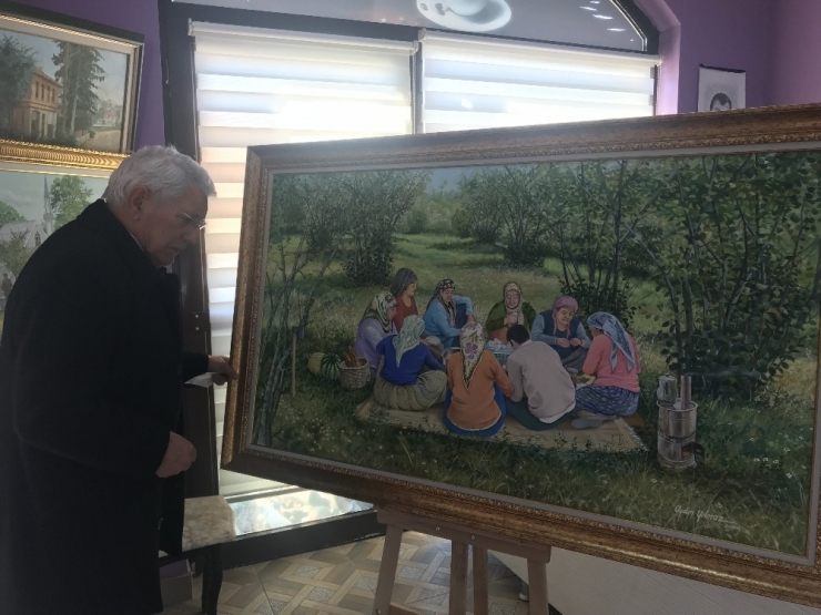 71 Yaşındaki Ressam Fırçasıyla Alaplı’yı Tanıtıyor