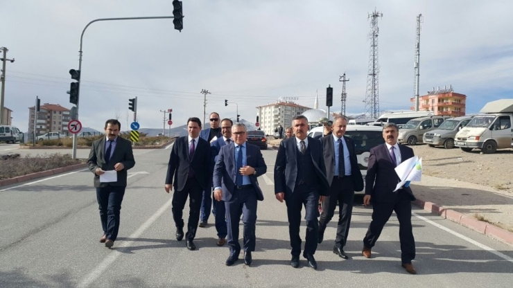 Milletvekili Özegen Yeni Hastane İçin İncelemelerde Bulundu