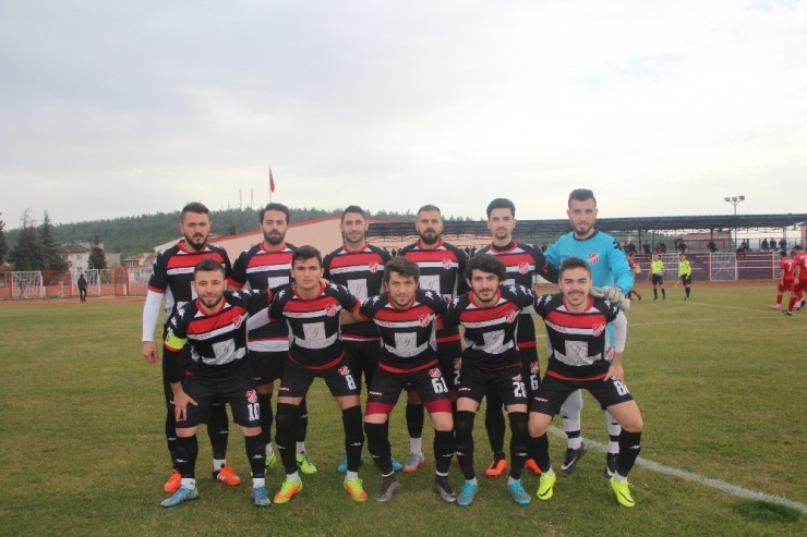 Bilecikspor Kendi Evinde Puan Kaybetti