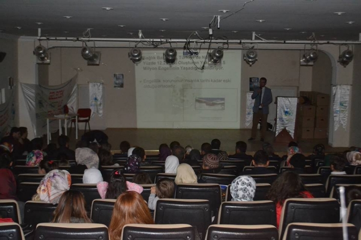 Büyükorhan’da Engelliler Günü Kutlandı