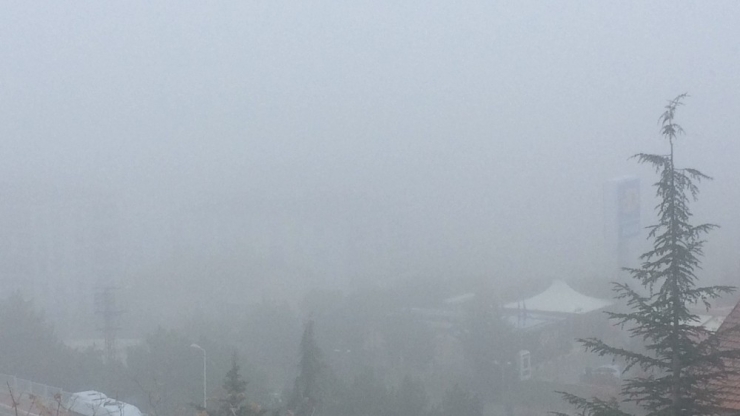 Elazığ’da Sis Etkisini Sürdürüyor