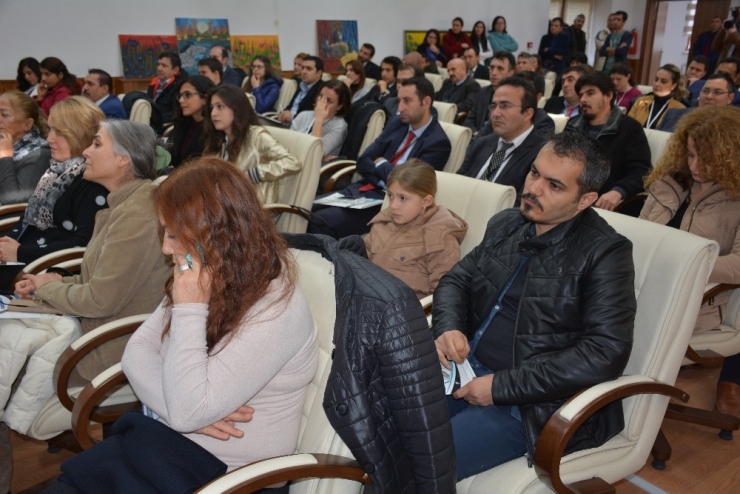 Mahmudiye’de “Çocuk Odaklı Çalışan Kurumları Koordinasyonu” Çalıştayı