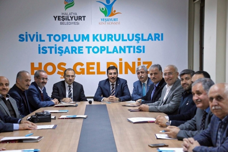 Bakan Tüfenkci: “Stk’larla Bir Araya Gelip Görüş Alışverişinde Bulunmaya Önem Veriyoruz”