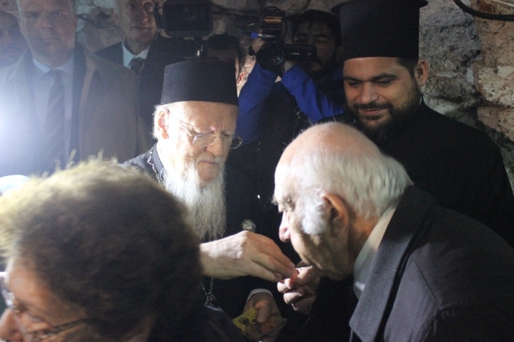 Azize Santa Barbara, Bartholomeos’un Duaları İle Anıldı