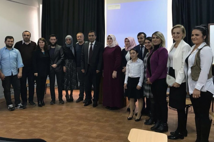 Sungurlu’da ‘Genç Girişimciler’ Paneli Düzenlendi