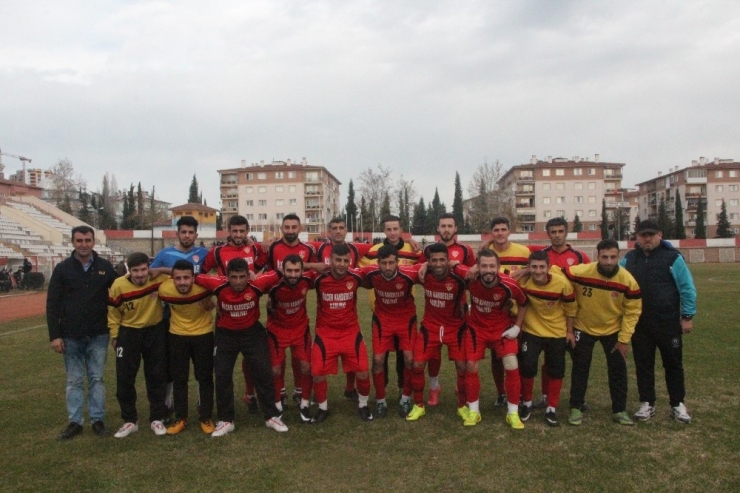 Bilecikspor Kendi Evinde Puan Kaybetti