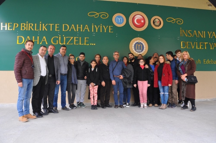 Kıbrıslı Tiyatro Oyuncularından Bilecik Gezisi