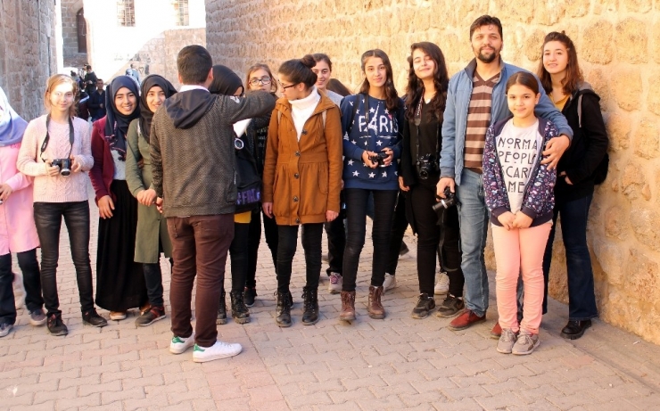 Midyat Emniyetinden 80 Öğrenciye Kurs