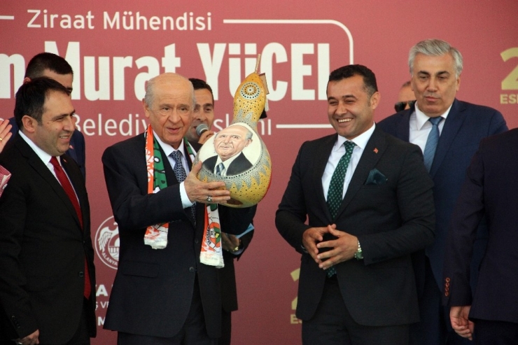 Bahçeli, Belediye Başkanlarını Antalya’da Topluyor