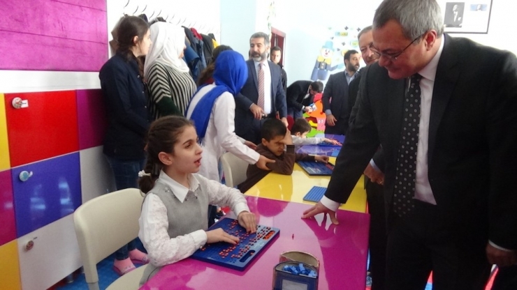 Müsiad’dan Görme Engellilere Özel Sınıf