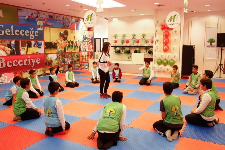 Öğrenciler Geleneksel Oyunlarla Buluştu