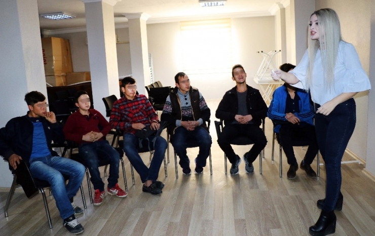 Uyuşturucu Bağımlısı Çocuğun İbretlik İtirafları