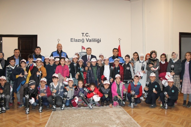 Elazığ’da "Umutlarımız Çocuklar" Projesi