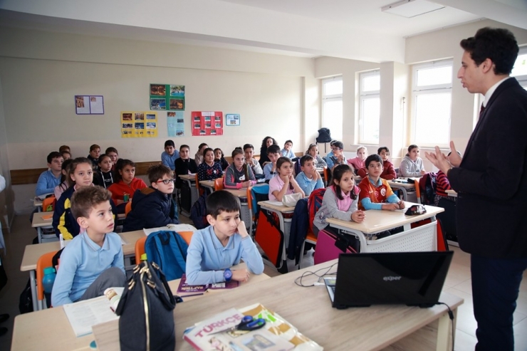 Öğrencilere ‘Bilinçli Su Kullanımı’ Eğimleri Devam Ediyor