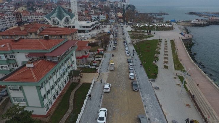 Merkez Cami Peyzaj Çalışmaları Tamamlanıyor