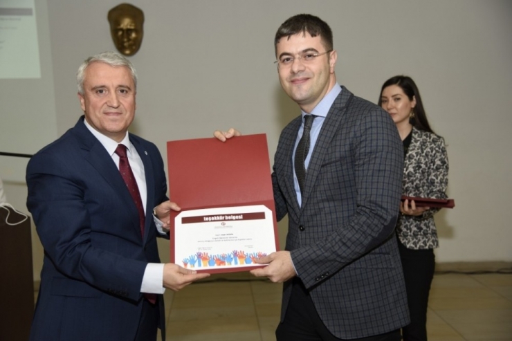 Rektör Gündoğan Engelli Öğrencilerle Buluştu