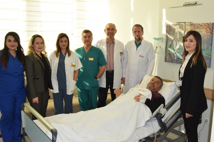 Anka’da Diyabete Ameliyatlı Çözüm