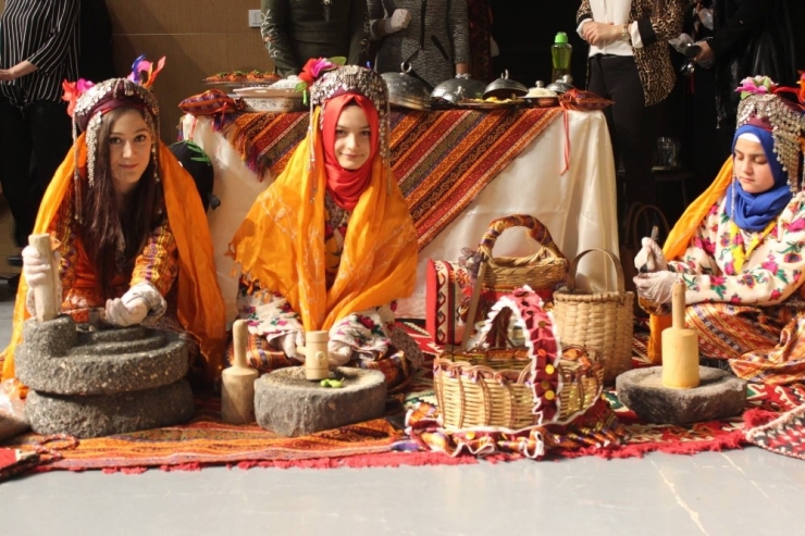 Kilis’te Zeytinyağlı Yemek Yarışı