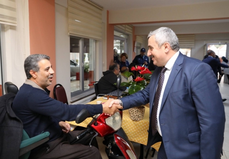 Başkan Baran’dan Engellilerle Buluştu