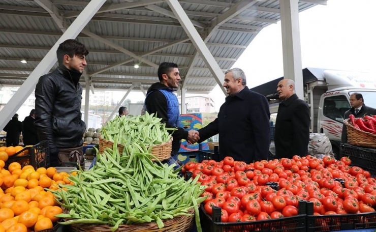Körfez’de Bir Kapalı Pazar Daha Faaliyete Geçti