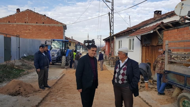 Pazaryeri’nde Kaldırım Çalışmaları Devam Ediyor