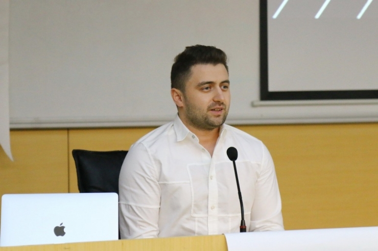 Saü’de ‘Kuşatma Altındaki Türkiye’ Konulu Konferans Düzenledi