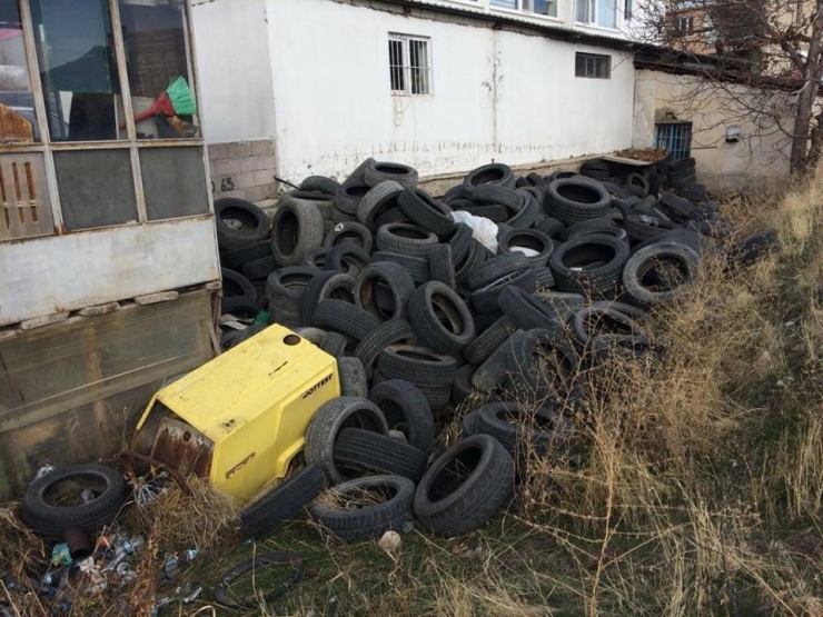 Atık Lastikleri Geri Dönüşüm İçin Toplanıyor