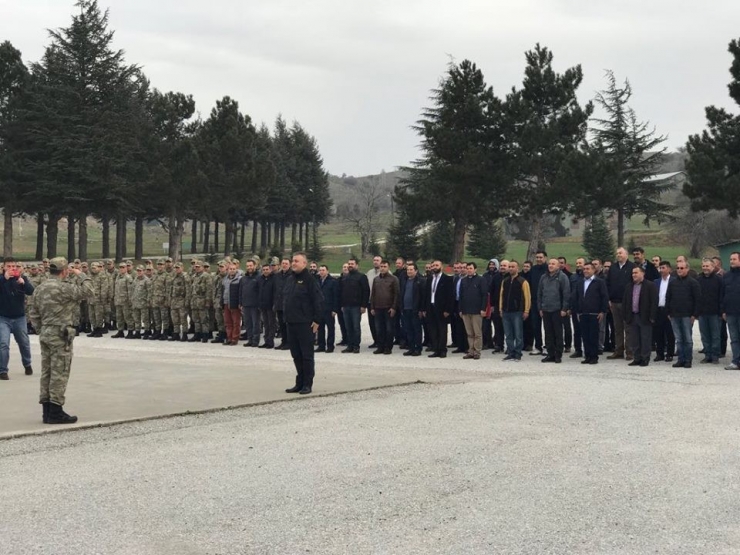 17 Yıl Sonra Aynı Bölükte Buluştular