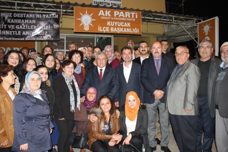 Ertürk, Kuyucak İlçe Teşkilatını Ziyaret Etti