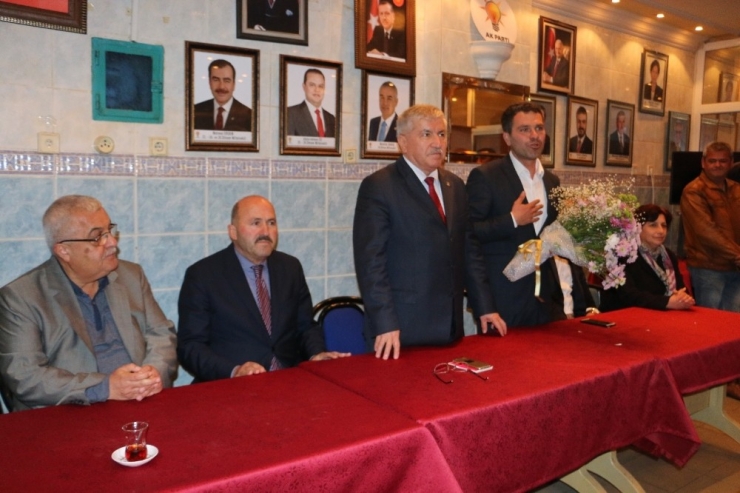 Ertürk, Kuyucak İlçe Teşkilatını Ziyaret Etti